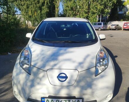 Белый Ниссан Лиф, объемом двигателя 0 л и пробегом 184 тыс. км за 5999 $, фото 1 на Automoto.ua