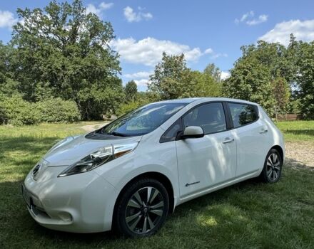 Белый Ниссан Лиф, объемом двигателя 0 л и пробегом 69 тыс. км за 8500 $, фото 8 на Automoto.ua