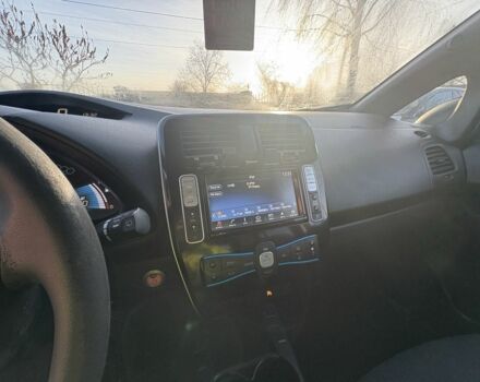 Белый Ниссан Лиф, объемом двигателя 0 л и пробегом 154 тыс. км за 6500 $, фото 20 на Automoto.ua