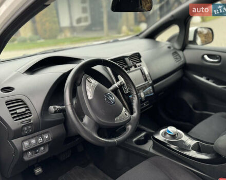 Белый Ниссан Лиф, объемом двигателя 0 л и пробегом 91 тыс. км за 7400 $, фото 21 на Automoto.ua