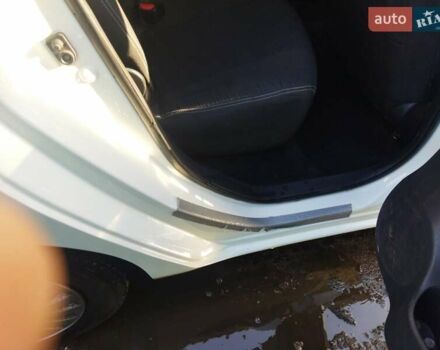 Белый Ниссан Лиф, объемом двигателя 0 л и пробегом 98 тыс. км за 11999 $, фото 18 на Automoto.ua