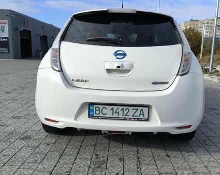 Білий Ніссан Ліф, об'ємом двигуна 0 л та пробігом 83 тис. км за 7599 $, фото 6 на Automoto.ua