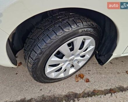 Белый Ниссан Лиф, объемом двигателя 0 л и пробегом 90 тыс. км за 7500 $, фото 9 на Automoto.ua