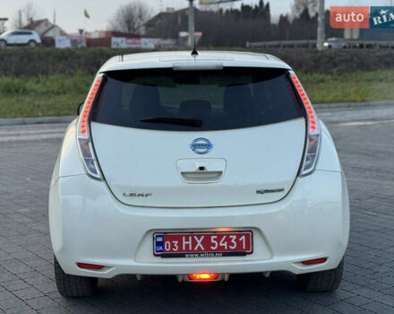 Белый Ниссан Лиф, объемом двигателя 0 л и пробегом 91 тыс. км за 7400 $, фото 24 на Automoto.ua