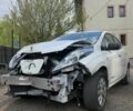 Білий Ніссан Ліф, об'ємом двигуна 1 л та пробігом 66 тис. км за 1905 $, фото 1 на Automoto.ua