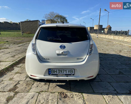 Білий Ніссан Ліф, об'ємом двигуна 0 л та пробігом 53 тис. км за 7700 $, фото 32 на Automoto.ua