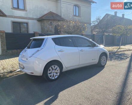 Білий Ніссан Ліф, об'ємом двигуна 0 л та пробігом 53 тис. км за 7700 $, фото 4 на Automoto.ua