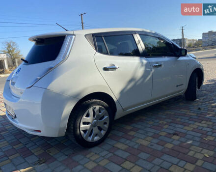 Білий Ніссан Ліф, об'ємом двигуна 0 л та пробігом 53 тис. км за 7700 $, фото 20 на Automoto.ua