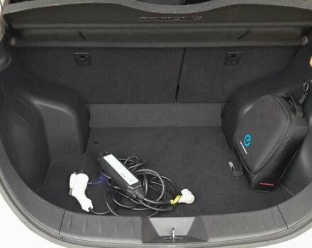 Білий Ніссан Ліф, об'ємом двигуна 0 л та пробігом 133 тис. км за 7900 $, фото 9 на Automoto.ua