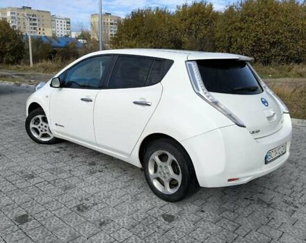Білий Ніссан Ліф, об'ємом двигуна 0 л та пробігом 83 тис. км за 7599 $, фото 4 на Automoto.ua