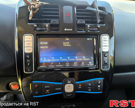 Белый Ниссан Лиф, объемом двигателя 0 л и пробегом 65 тыс. км за 7800 $, фото 5 на Automoto.ua