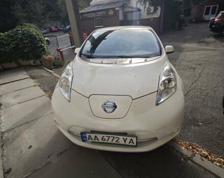 Белый Ниссан Лиф, объемом двигателя 0 л и пробегом 166 тыс. км за 7000 $, фото 22 на Automoto.ua