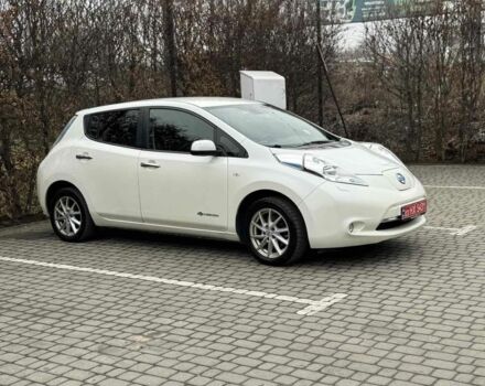 Белый Ниссан Лиф, объемом двигателя 0 л и пробегом 91 тыс. км за 7400 $, фото 19 на Automoto.ua