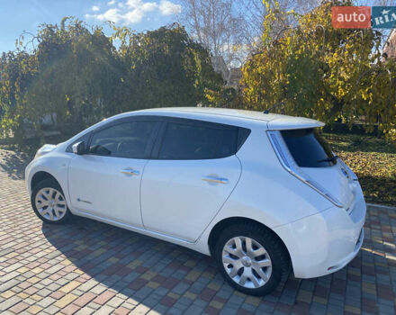 Білий Ніссан Ліф, об'ємом двигуна 0 л та пробігом 53 тис. км за 7700 $, фото 21 на Automoto.ua