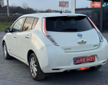 Белый Ниссан Лиф, объемом двигателя 0 л и пробегом 91 тыс. км за 7400 $, фото 3 на Automoto.ua