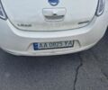 Белый Ниссан Лиф, объемом двигателя 0 л и пробегом 302 тыс. км за 5000 $, фото 1 на Automoto.ua