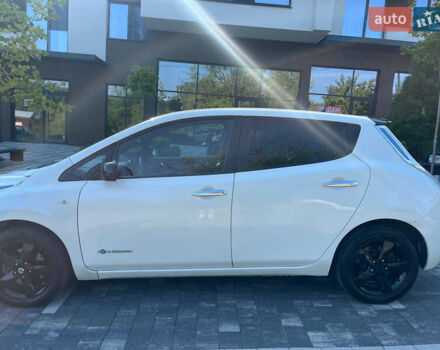 Білий Ніссан Ліф, об'ємом двигуна 0 л та пробігом 96 тис. км за 9500 $, фото 30 на Automoto.ua