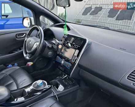 Білий Ніссан Ліф, об'ємом двигуна 0 л та пробігом 109 тис. км за 9500 $, фото 13 на Automoto.ua