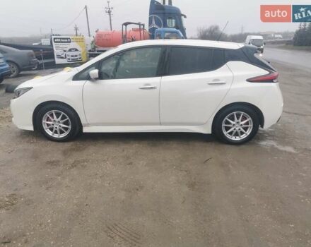 Белый Ниссан Лиф, объемом двигателя 0 л и пробегом 138 тыс. км за 11600 $, фото 1 на Automoto.ua