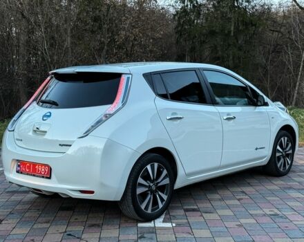 Белый Ниссан Лиф, объемом двигателя 0 л и пробегом 115 тыс. км за 7800 $, фото 4 на Automoto.ua