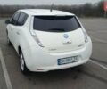 Білий Ніссан Ліф, об'ємом двигуна 0 л та пробігом 140 тис. км за 5000 $, фото 5 на Automoto.ua