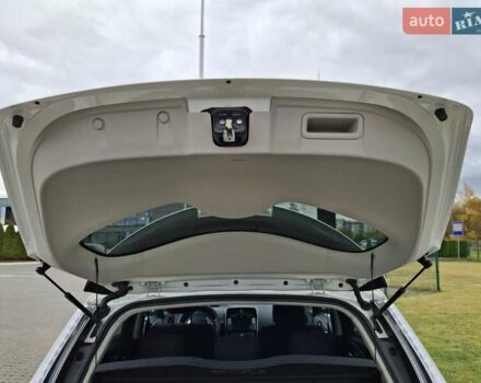 Белый Ниссан Лиф, объемом двигателя 0 л и пробегом 19 тыс. км за 8200 $, фото 13 на Automoto.ua