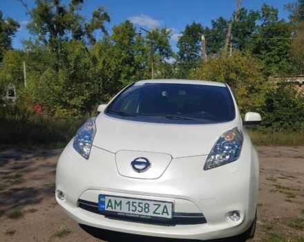 Белый Ниссан Лиф, объемом двигателя 0 л и пробегом 66 тыс. км за 8300 $, фото 1 на Automoto.ua