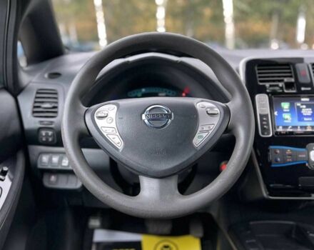 Білий Ніссан Ліф, об'ємом двигуна 0 л та пробігом 107 тис. км за 7700 $, фото 11 на Automoto.ua