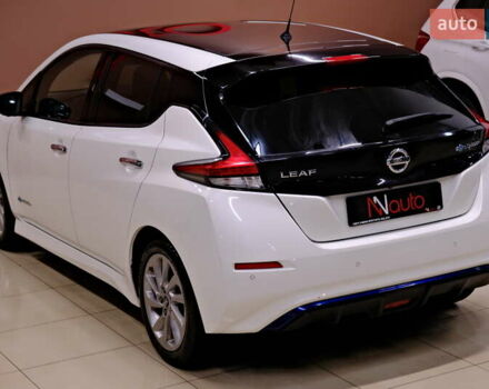 Белый Ниссан Лиф, объемом двигателя 0 л и пробегом 121 тыс. км за 14900 $, фото 14 на Automoto.ua