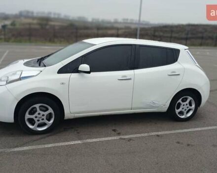 Білий Ніссан Ліф, об'ємом двигуна 0 л та пробігом 140 тис. км за 5000 $, фото 12 на Automoto.ua
