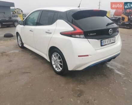 Белый Ниссан Лиф, объемом двигателя 0 л и пробегом 138 тыс. км за 11600 $, фото 2 на Automoto.ua