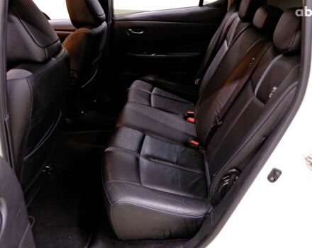 Белый Ниссан Лиф, объемом двигателя 0 л и пробегом 121 тыс. км за 14900 $, фото 7 на Automoto.ua