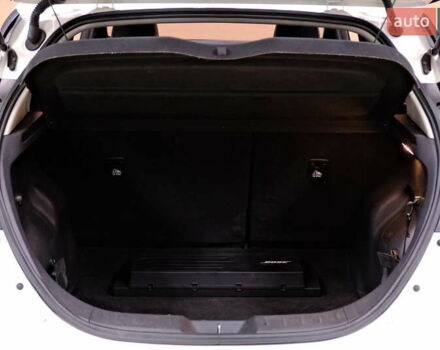 Белый Ниссан Лиф, объемом двигателя 0 л и пробегом 121 тыс. км за 14900 $, фото 53 на Automoto.ua