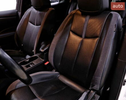 Белый Ниссан Лиф, объемом двигателя 0 л и пробегом 121 тыс. км за 14900 $, фото 35 на Automoto.ua