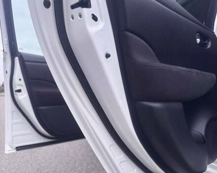 Белый Ниссан Лиф, объемом двигателя 0 л и пробегом 138 тыс. км за 7900 $, фото 8 на Automoto.ua