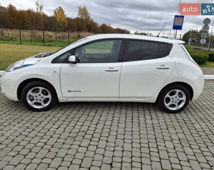 Белый Ниссан Лиф, объемом двигателя 0 л и пробегом 19 тыс. км за 8200 $, фото 1 на Automoto.ua