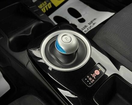 Білий Ніссан Ліф, об'ємом двигуна 0 л та пробігом 107 тис. км за 7700 $, фото 15 на Automoto.ua