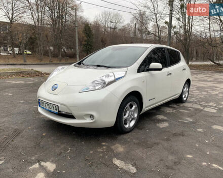 Белый Ниссан Лиф, объемом двигателя 0 л и пробегом 90 тыс. км за 8500 $, фото 1 на Automoto.ua