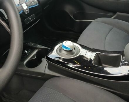 Білий Ніссан Ліф, об'ємом двигуна 0 л та пробігом 20 тис. км за 9200 $, фото 10 на Automoto.ua