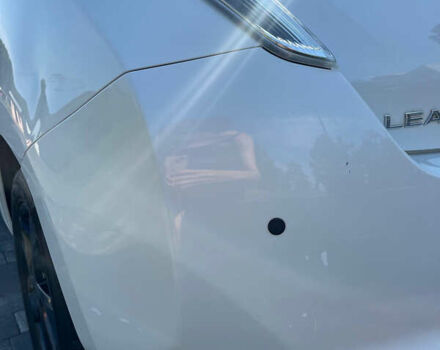 Білий Ніссан Ліф, об'ємом двигуна 0 л та пробігом 96 тис. км за 9500 $, фото 5 на Automoto.ua