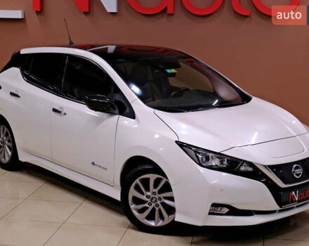 Белый Ниссан Лиф, объемом двигателя 0 л и пробегом 121 тыс. км за 14900 $, фото 4 на Automoto.ua