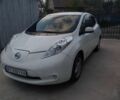 Белый Ниссан Лиф, объемом двигателя 0 л и пробегом 109 тыс. км за 8500 $, фото 4 на Automoto.ua