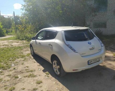 Белый Ниссан Лиф, объемом двигателя 0 л и пробегом 66 тыс. км за 8300 $, фото 6 на Automoto.ua