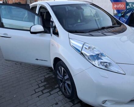 Білий Ніссан Ліф, об'ємом двигуна 0 л та пробігом 109 тис. км за 9500 $, фото 15 на Automoto.ua