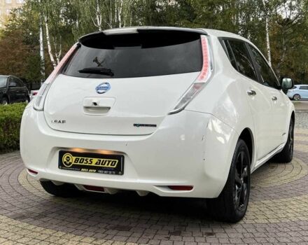 Білий Ніссан Ліф, об'ємом двигуна 0 л та пробігом 107 тис. км за 7700 $, фото 6 на Automoto.ua