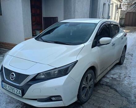 Белый Ниссан Лиф, объемом двигателя 0 л и пробегом 230 тыс. км за 10000 $, фото 18 на Automoto.ua