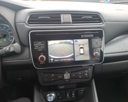 Белый Ниссан Лиф, объемом двигателя 0 л и пробегом 104 тыс. км за 12600 $, фото 8 на Automoto.ua