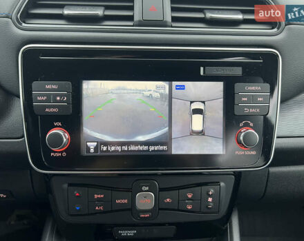 Белый Ниссан Лиф, объемом двигателя 0 л и пробегом 96 тыс. км за 13500 $, фото 24 на Automoto.ua