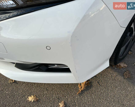 Белый Ниссан Лиф, объемом двигателя 0 л и пробегом 52 тыс. км за 15500 $, фото 15 на Automoto.ua