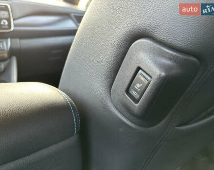 Белый Ниссан Лиф, объемом двигателя 0 л и пробегом 140 тыс. км за 13850 $, фото 18 на Automoto.ua